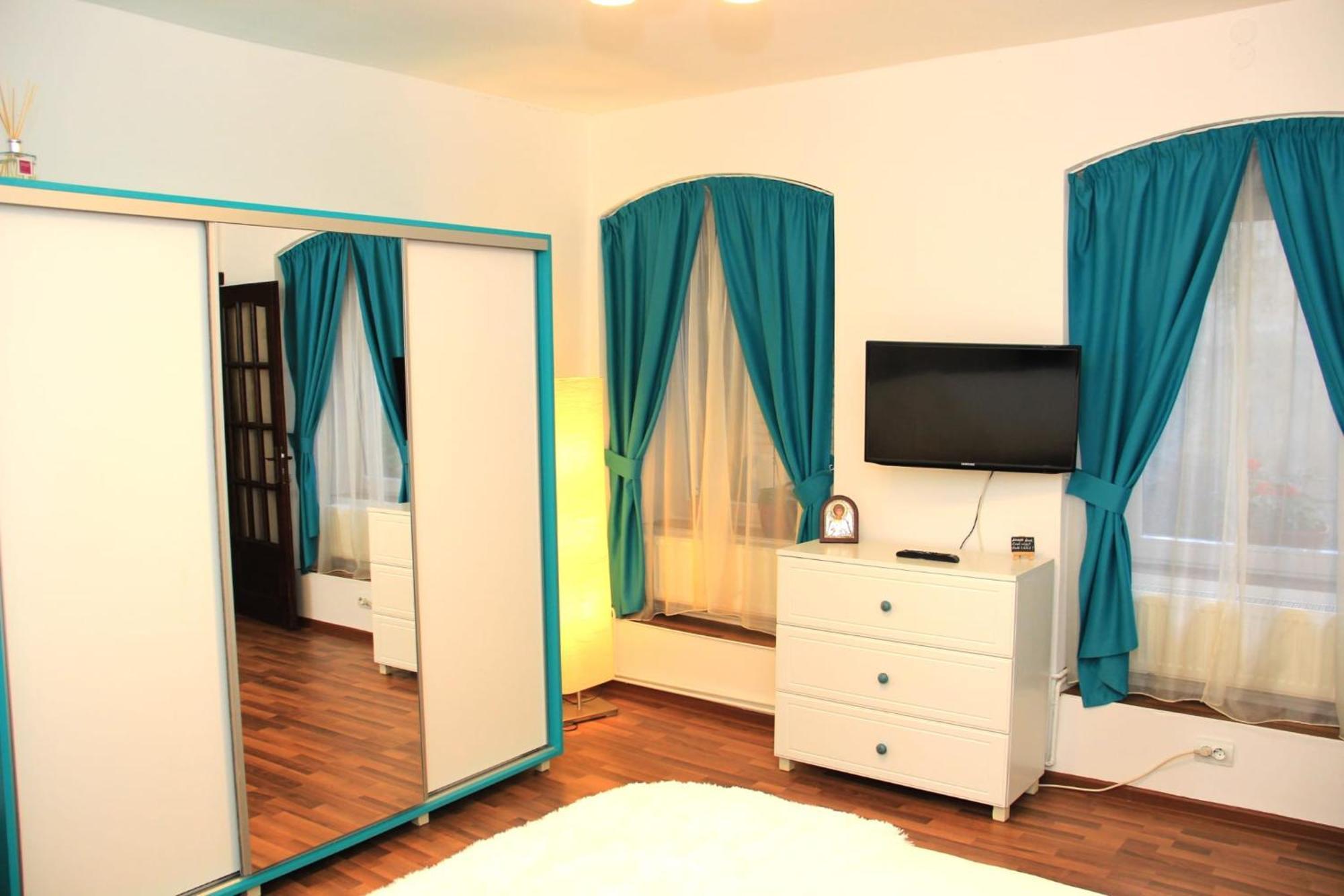 John Residence Apartment Brasov With Parking Option Extérieur photo