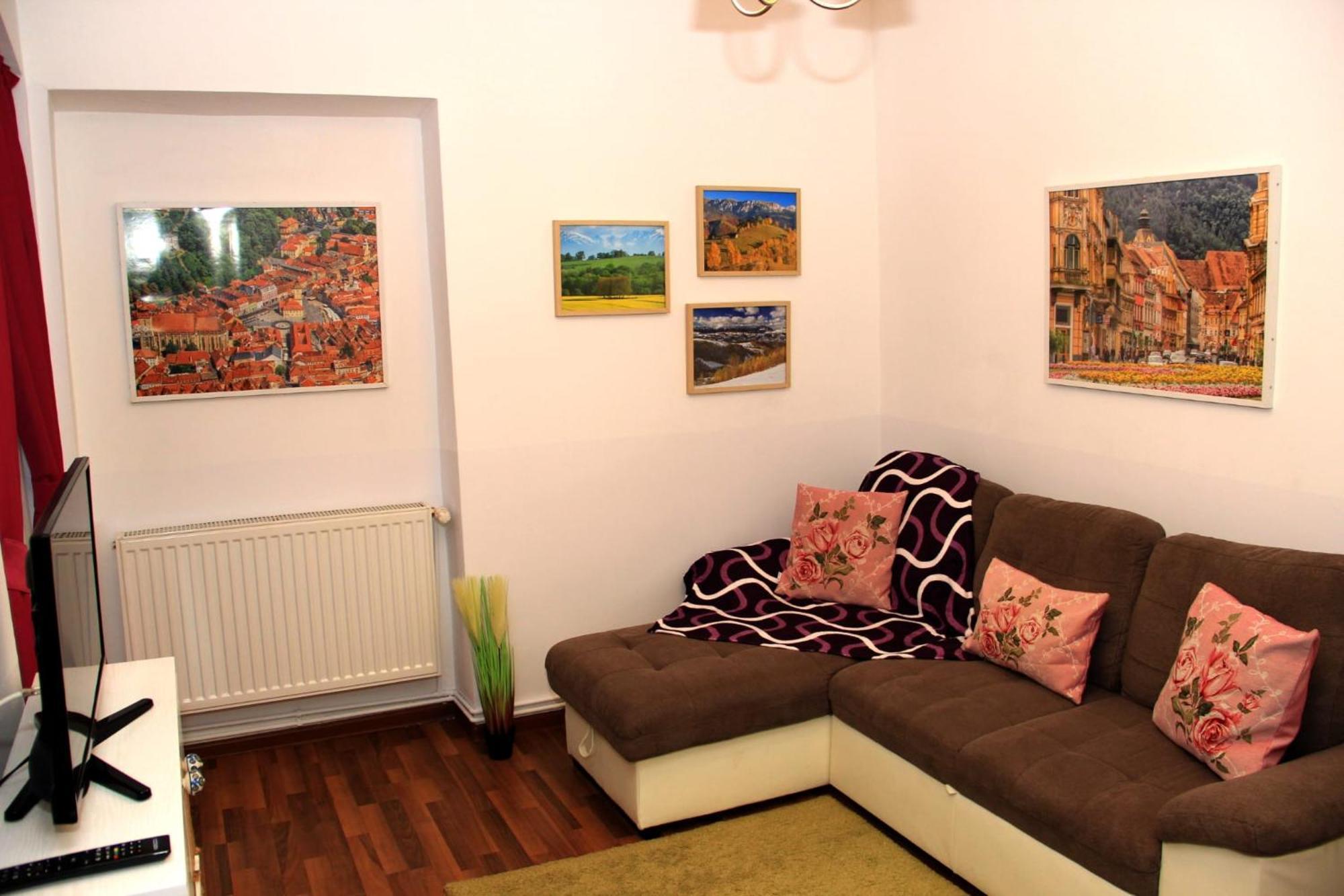 John Residence Apartment Brasov With Parking Option Extérieur photo